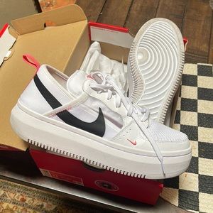 Nike Court Vision Alta TXT